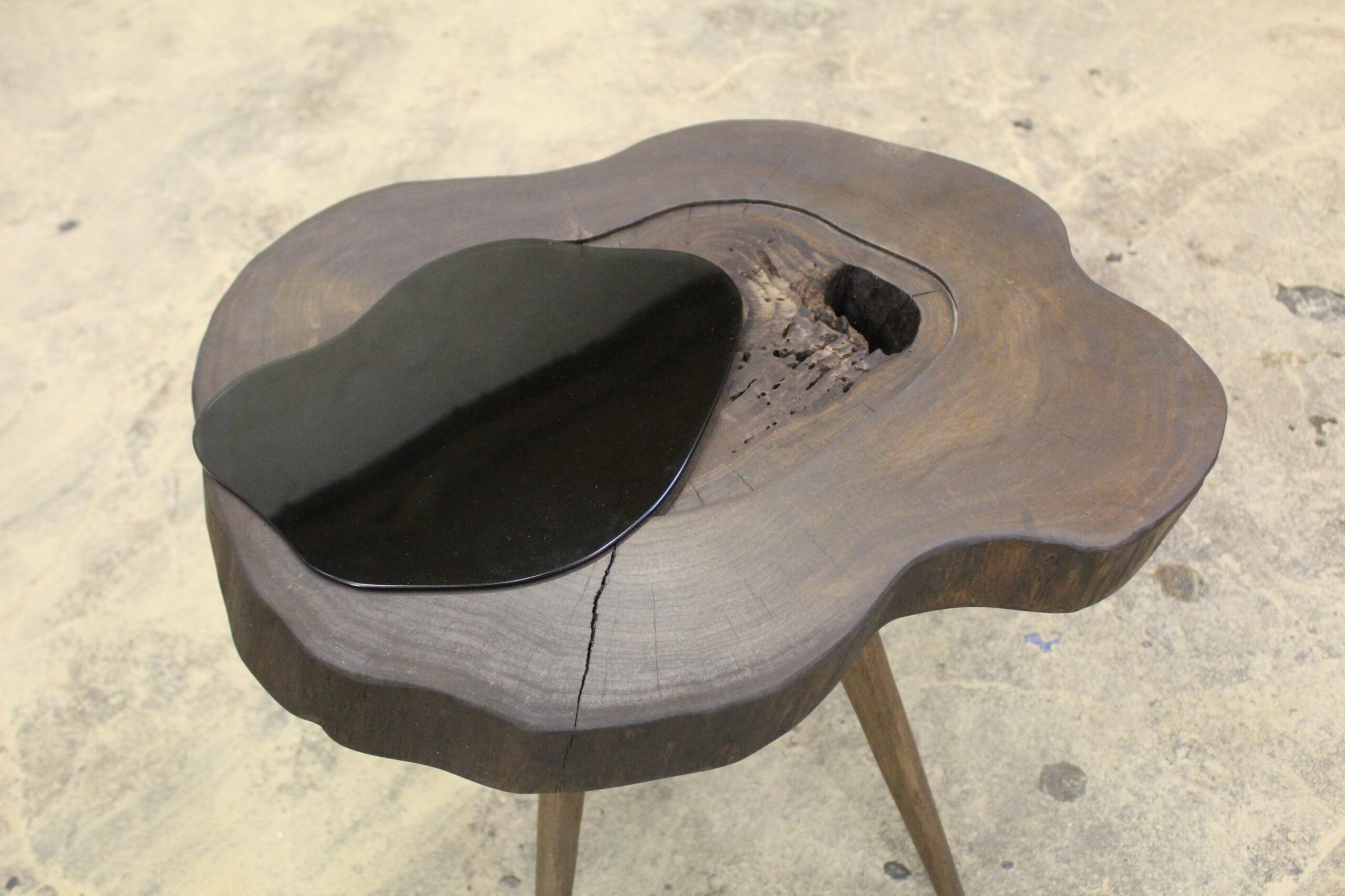 stolik kawowy okrągły z szyba